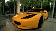 кадр из фильма Мегазаводы. Лотус Эвора (Megafactories. Lotus Evora) - 6