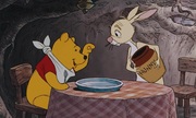 кадр из фильма Приключения Винни Пуха (The Many Adventures of Winnie the Pooh) - 1