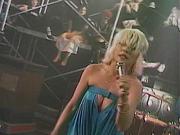 кадр из фильма Blondie: Eat to the Beat - 1