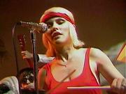 кадр из фильма Blondie: Eat to the Beat - 6