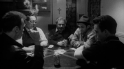 кадр из фильма Более странно, чем в раю (Stranger Than Paradise) - 4