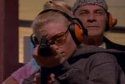 кадр из фильма Ее звали Никита (La Femme Nikita) - 2