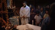 кадр из фильма Тайна отца Амаро (El crimen del padre Amaro) - 8