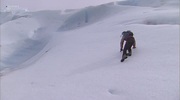 кадр из фильма Выжить любой ценой (Man vs. Wild) - 33