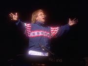 кадр из фильма Elton John - Live in Barcelona - 10