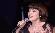 кадр из фильма Mireille Mathieu a L'Olympia - 40 ans d'amour et d'emotion - 1