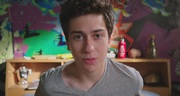 кадр из фильма Плохое поведение (Behaving Badly) - 1