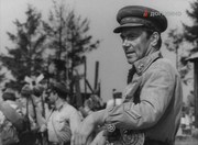 кадр из фильма Долгие версты войны - 1