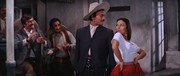 кадр из фильма Вилья в седле (Villa Rides) - 4