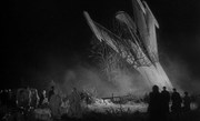 кадр из фильма Эксперимент Куотермасса (The Quatermass Xperiment) - 1