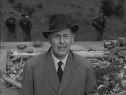 кадр из фильма Куотермасс 2 (Quatermass 2) - 1