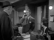 кадр из фильма Куотермасс 2 (Quatermass 2) - 4