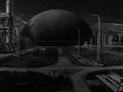 кадр из фильма Куотермасс 2 (Quatermass 2) - 5