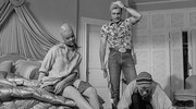 кадр из фильма Женщина в клетке (Lady in a Cage) - 3