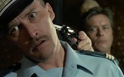 кадр из фильма Не будите спящего полицейского (Ne réveillez pas un flic qui dort) - 5