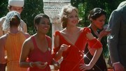 кадр из фильма Дама в красном (The Lady in Red) - 2
