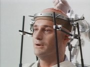 кадр из фильма Мертвый мозг (Brain Dead) - 5