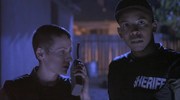 кадр из фильма Стеклянный щит (The Glass Shield) - 8