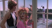 кадр из фильма Телетеррор (TerrorVision) - 1
