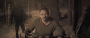 кадр из фильма Паранормальное (The Endless) - 4