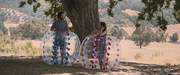 кадр из фильма Как женить холостяка (Destination Wedding) - 3
