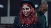 кадр из фильма Как создать девушку (How to Build a Girl) - 2