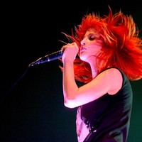 %d0%a5%d0%b5%d0%b9%d0%bb%d0%b8paramore large